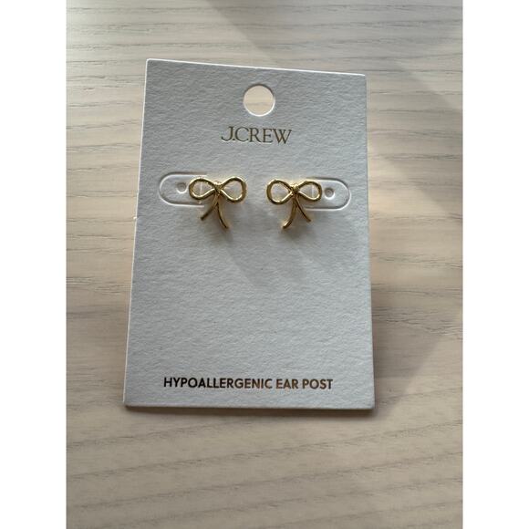 NWT J Crew Gold Metal bow stud earrings $40 - Picture 1 of 3